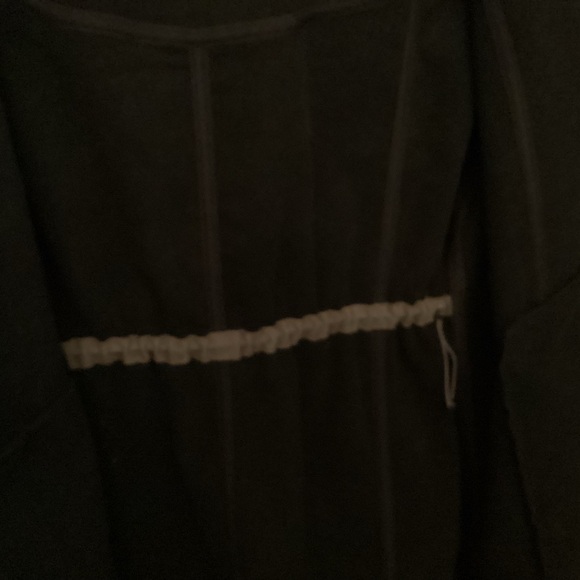 Lululemon Apres Rain Coat - Picture 4 of 5